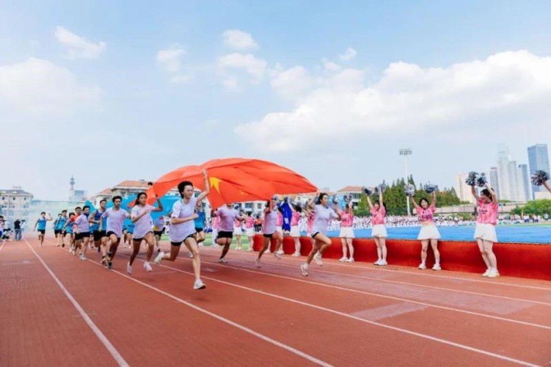 湖南师大附中：研究型高中建设的实践路向与育人策略 ｜ 关注