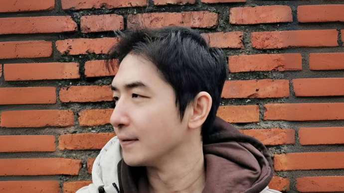 哥舒意：过往和现时丨我们在上海写作