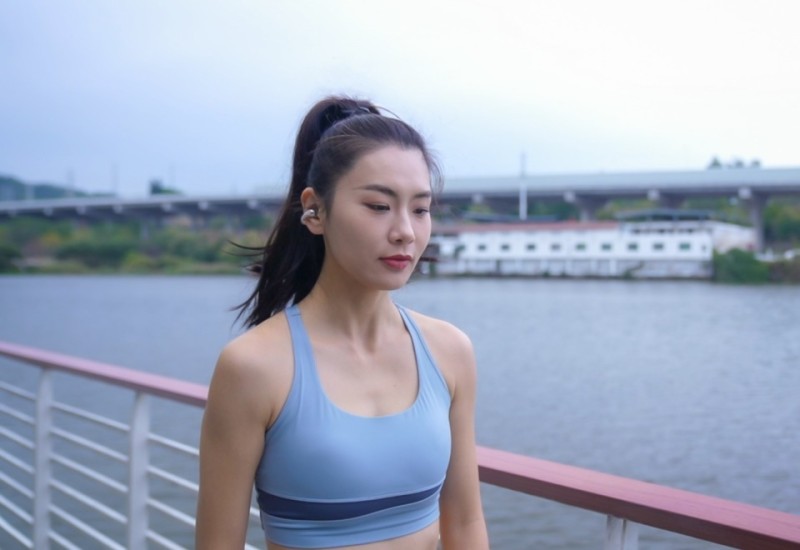 韶音动钛圈评测：柔韧与舒适兼得 运动不掉落的秘密在此