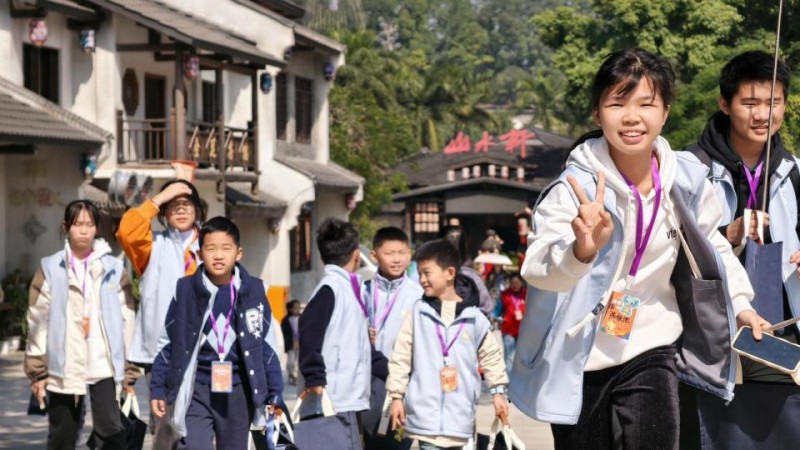 我的深圳故事·城市英雄 203期 ｜ 以桌游的形式培养青少年财商