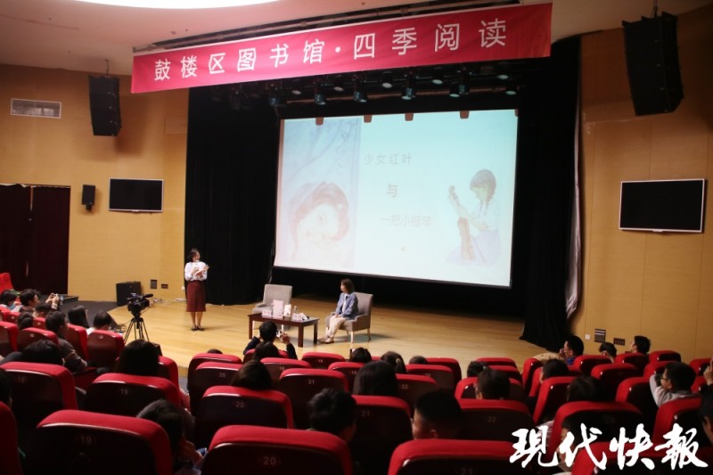 AI能模仿作家写出更好的作品吗？著名作家程玮分享童年与写作