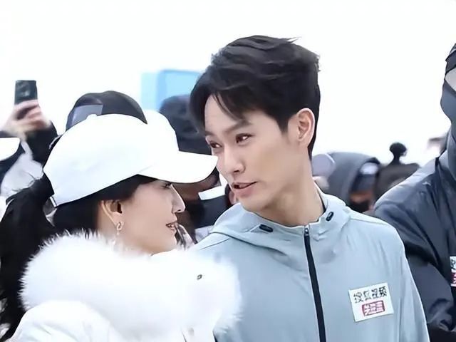 72岁赵雅芝跑马拉松，妆容被汗水淹没，真实状态治好我的年龄焦虑