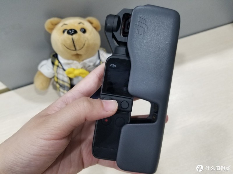有了它，手机不香了！旅行&VLOG神器：大疆DJI Pocket 2 云台相机评测