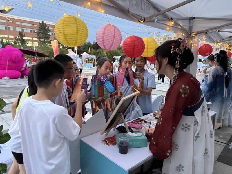 非遗+运动+欢乐 阳光集市开市，全国青少年运动员的“赛前派对” 竞技之外更有文化温度