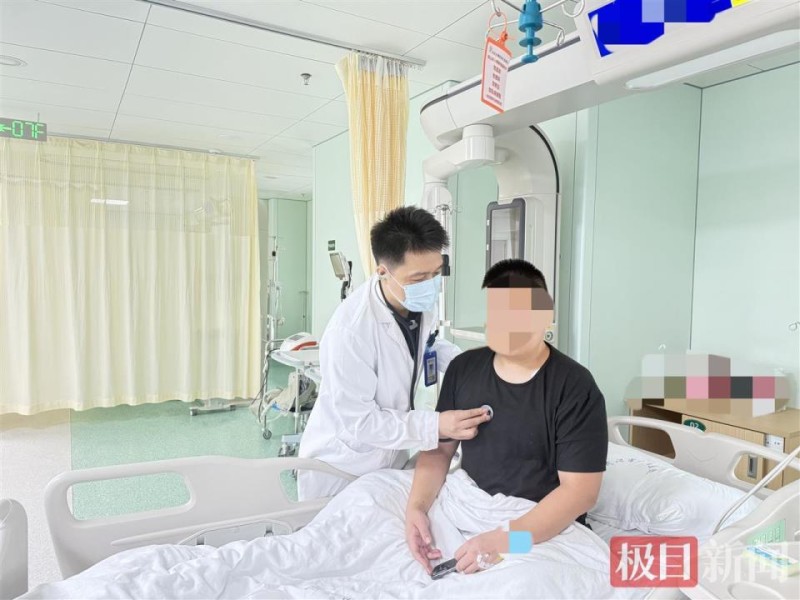 长期不良生活习惯埋下“健康炸弹”，男子冠状动脉血管狭窄99%