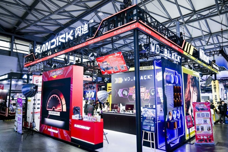 ChinaJoy2025加载完毕，闪迪带来存储新体验