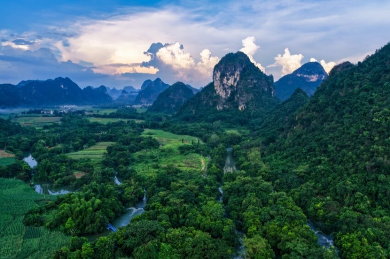 广西崇左伏那秘境生态旅游区正式开放