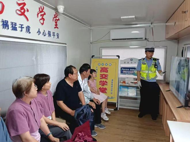 高交大队多维施策筑牢雨天及暑期重点车辆安全防线