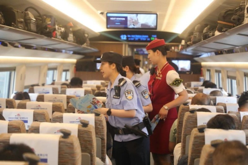 暑运一个月北京铁警打击处理违法犯罪嫌疑人385名
