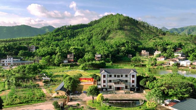 一场马拉松 沸腾一座城丨参与“河马”，邂逅东源美宿（二）