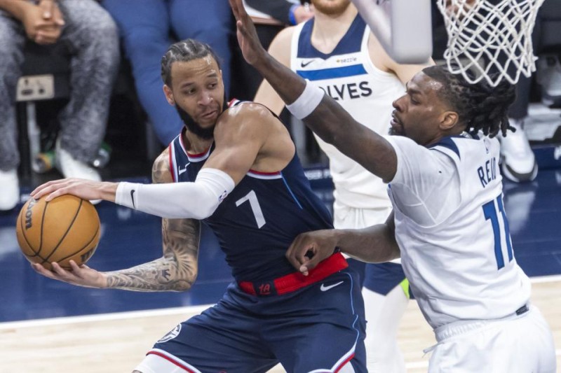 篮球——NBA常规赛：森林狼胜快船